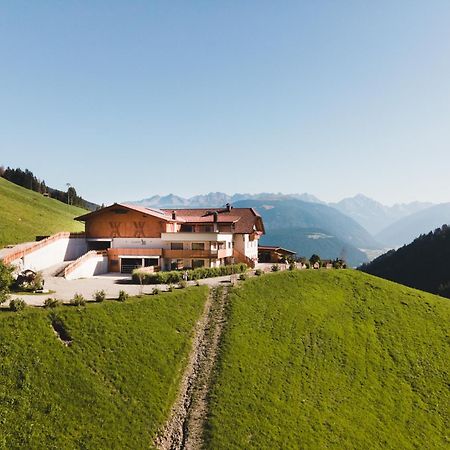 Almresidenz Unterrain -1 Km By Car Distance Ski Slopes Kronplatz Villa Olang Exterior photo