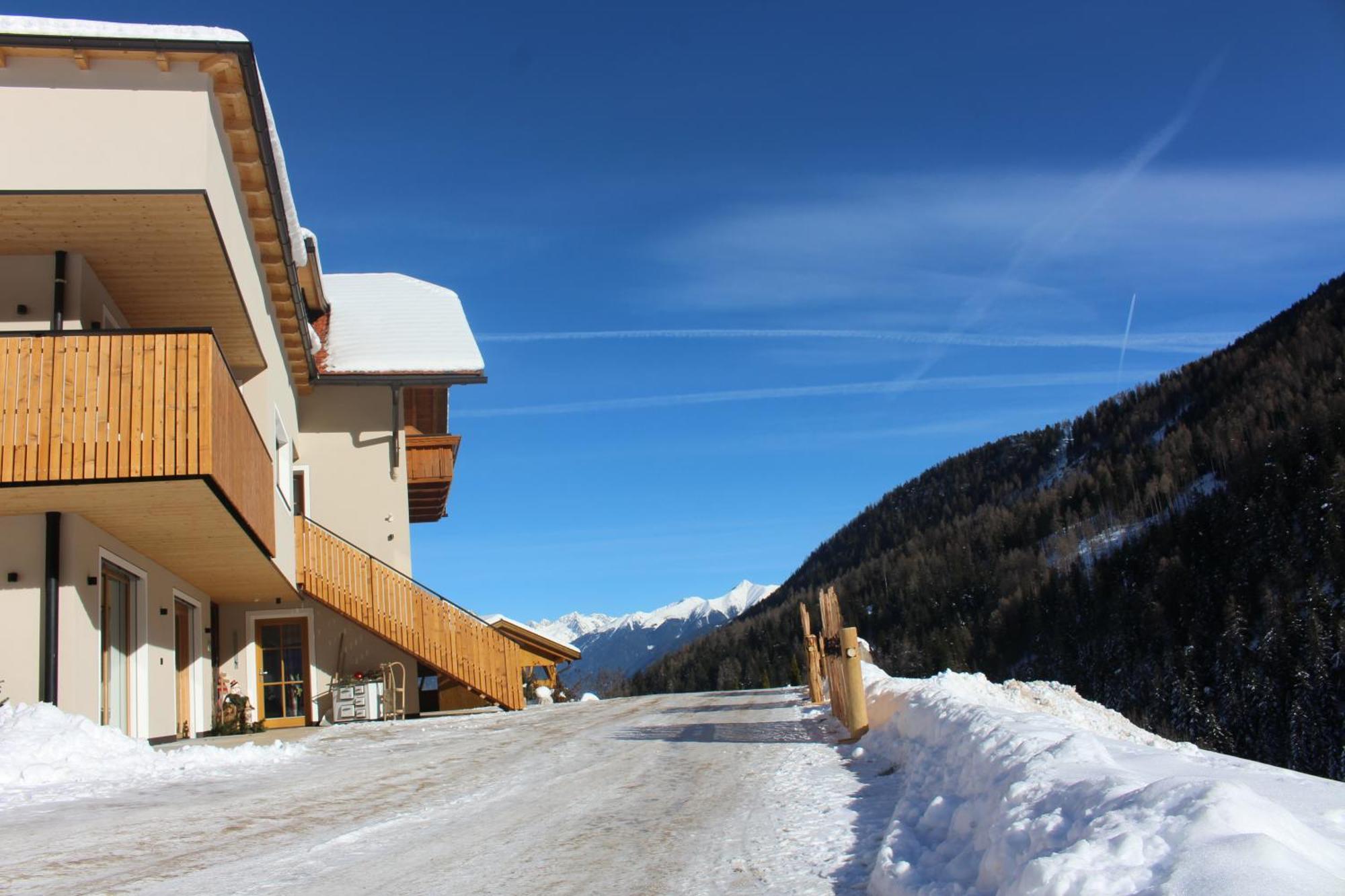 Almresidenz Unterrain -1 Km By Car Distance Ski Slopes Kronplatz Villa Olang Exterior photo