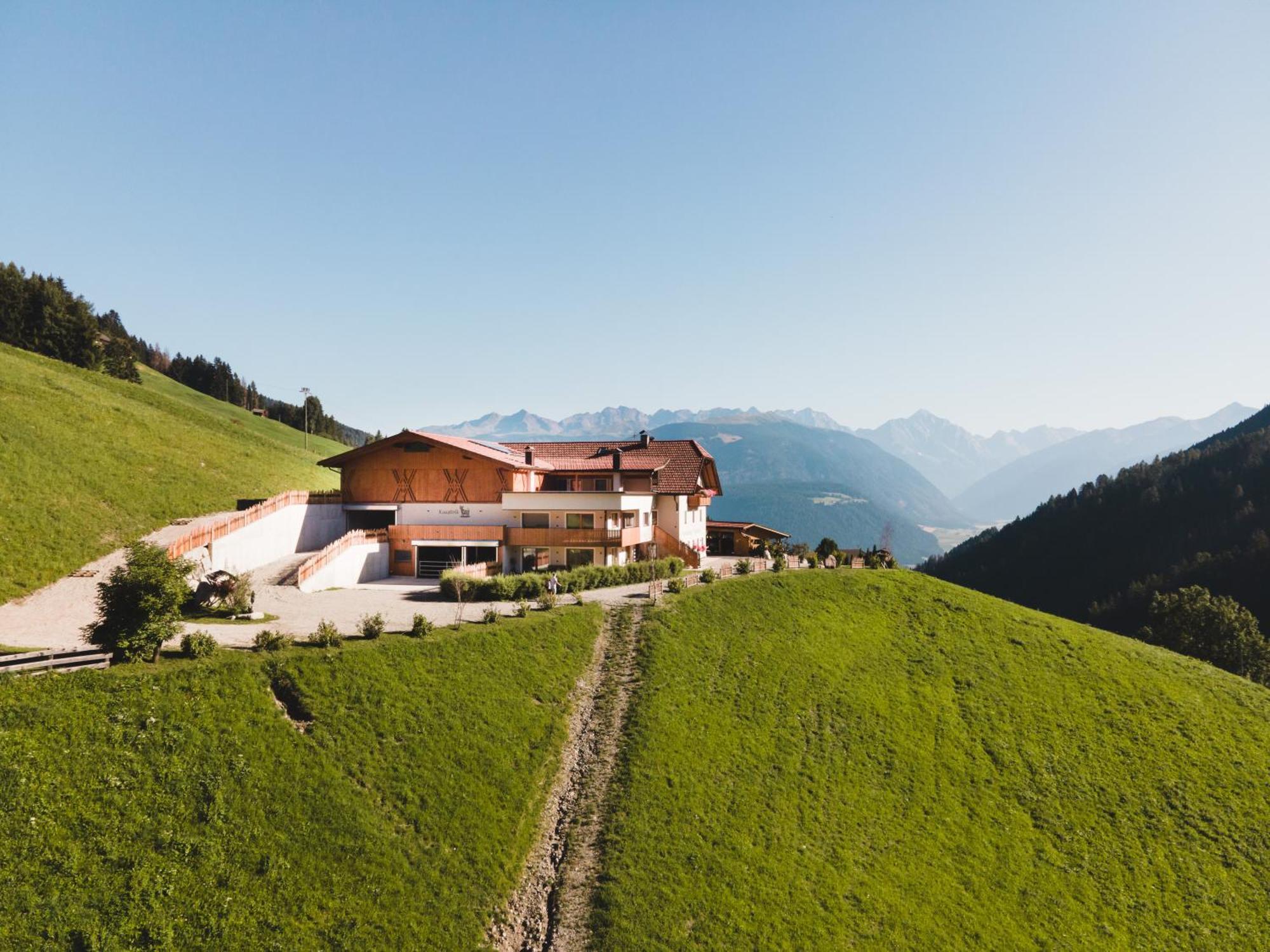 Almresidenz Unterrain -1 Km By Car Distance Ski Slopes Kronplatz Villa Olang Exterior photo