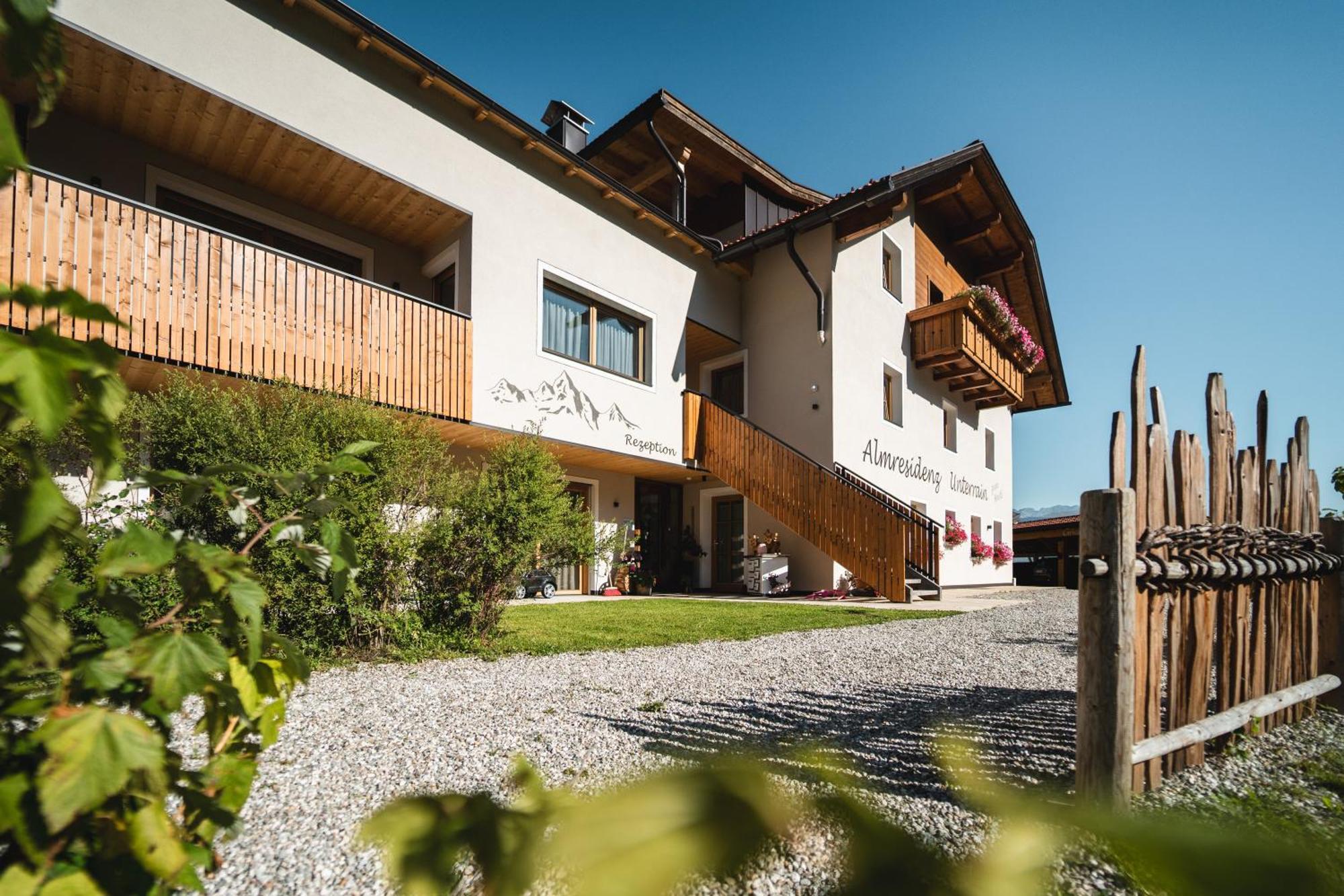 Almresidenz Unterrain -1 Km By Car Distance Ski Slopes Kronplatz Villa Olang Exterior photo