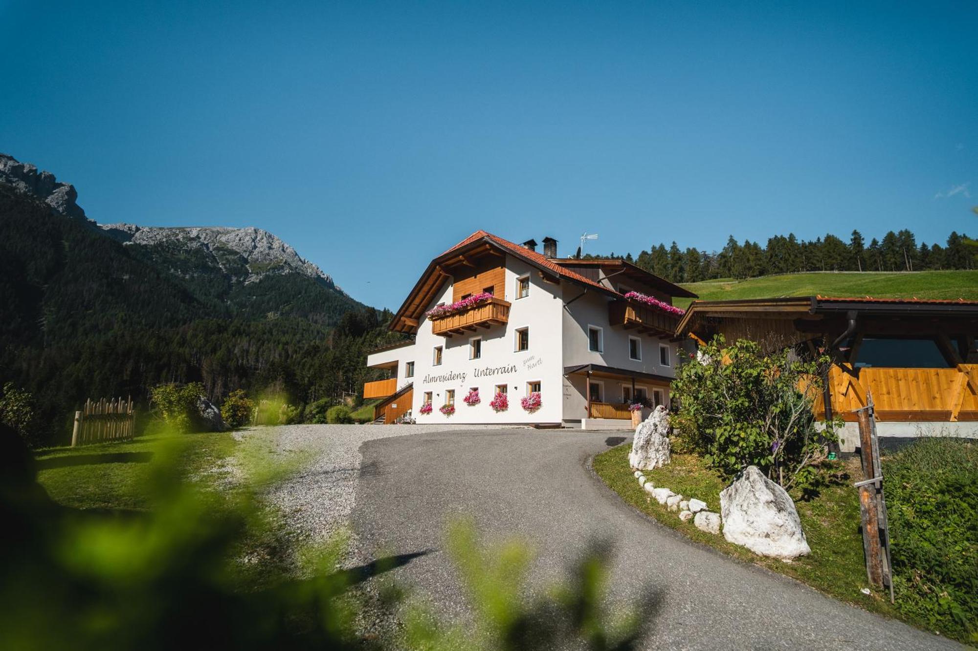 Almresidenz Unterrain -1 Km By Car Distance Ski Slopes Kronplatz Villa Olang Exterior photo