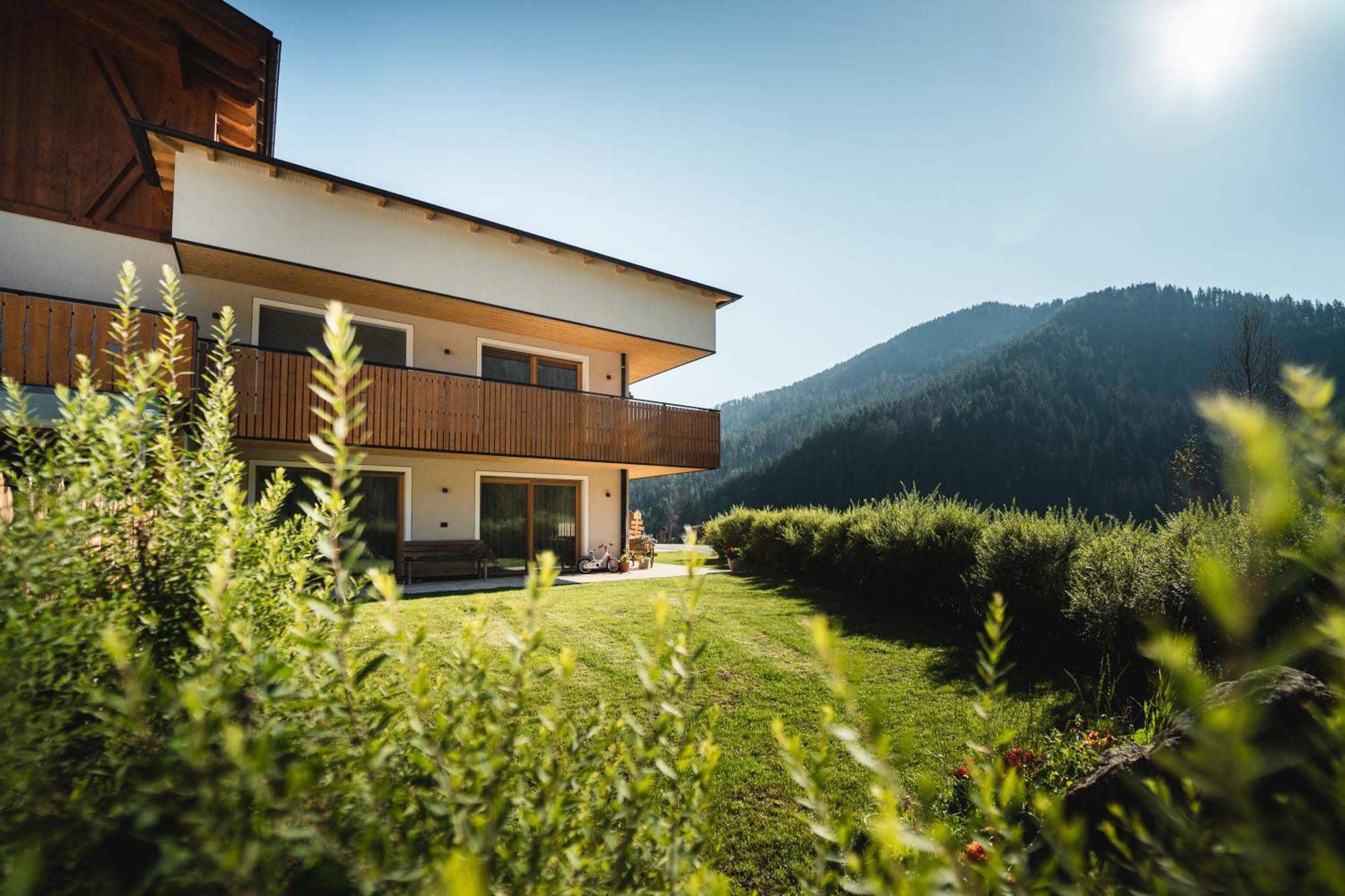 Almresidenz Unterrain -1 Km By Car Distance Ski Slopes Kronplatz Villa Olang Exterior photo